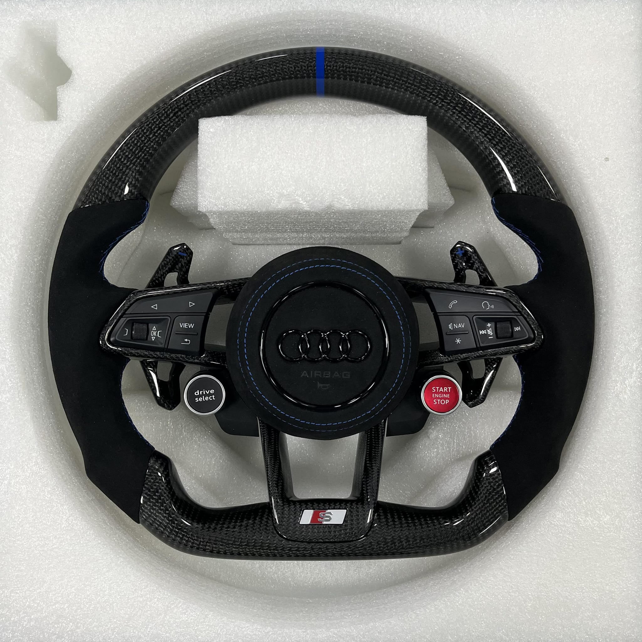 Full Custom Steering Wheel - Audi R8 / TTRS