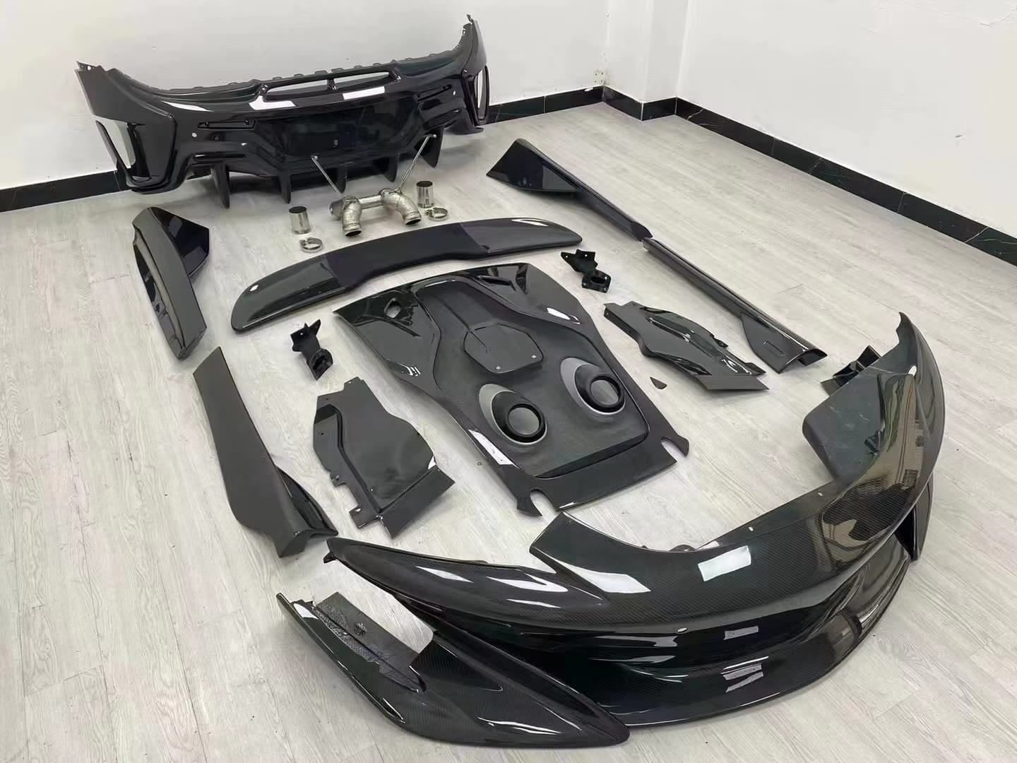 Full Carbon Fiber 600LT Conversion Body Kit for McLaren 540C / 570S / 570GT
