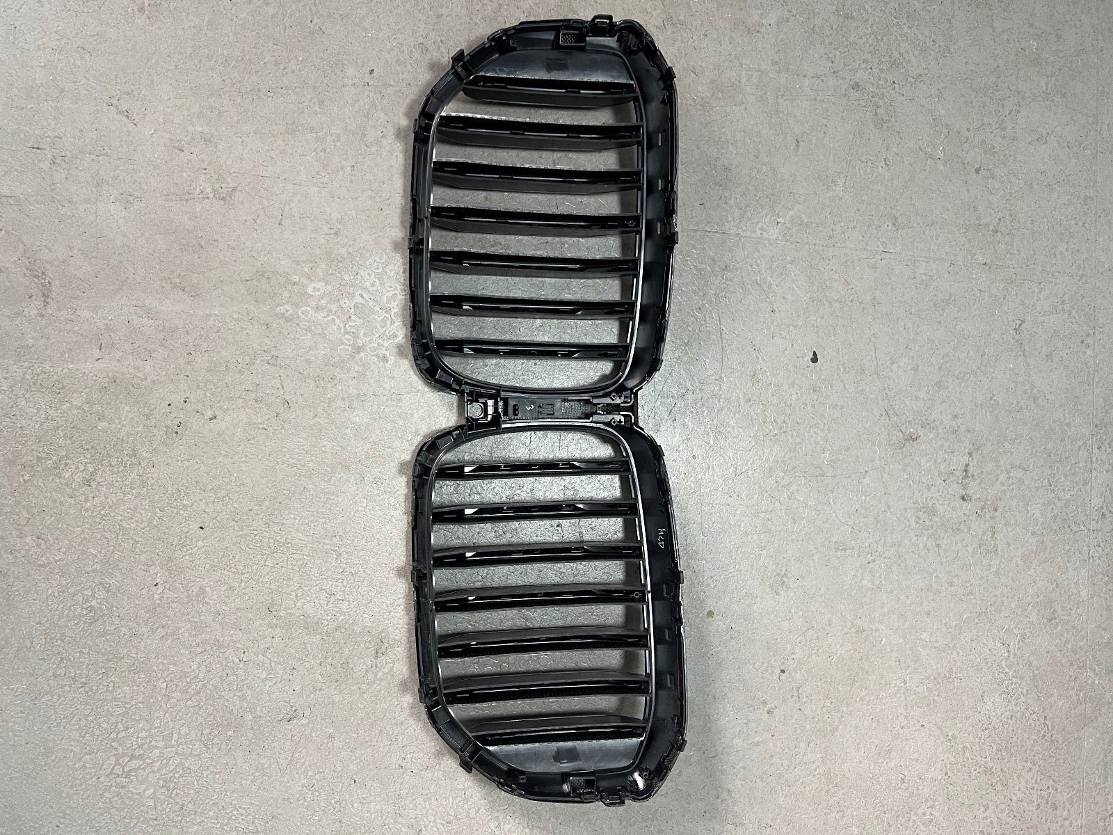 Carbon Fiber Front Grille - BMW G05 X5 LCI