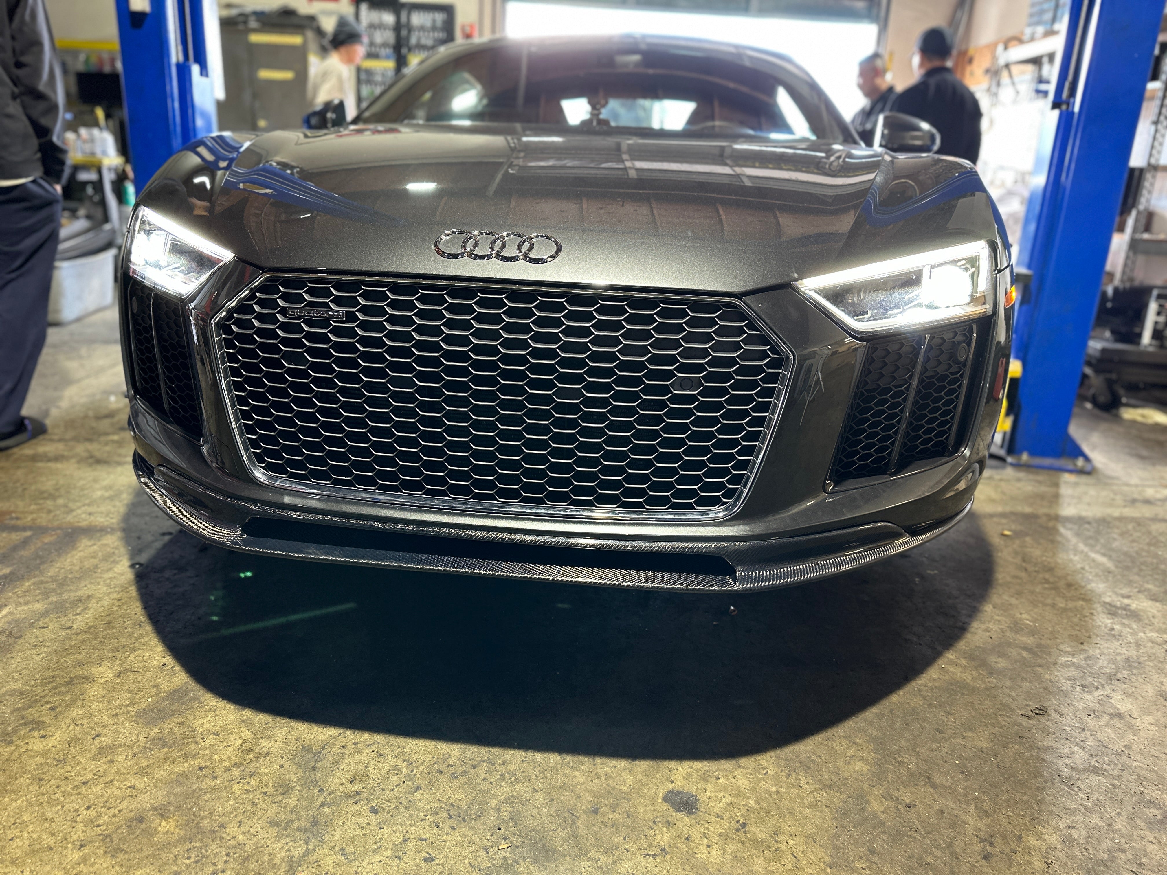 Carbon Fiber Front Lip - Audi R8 V10