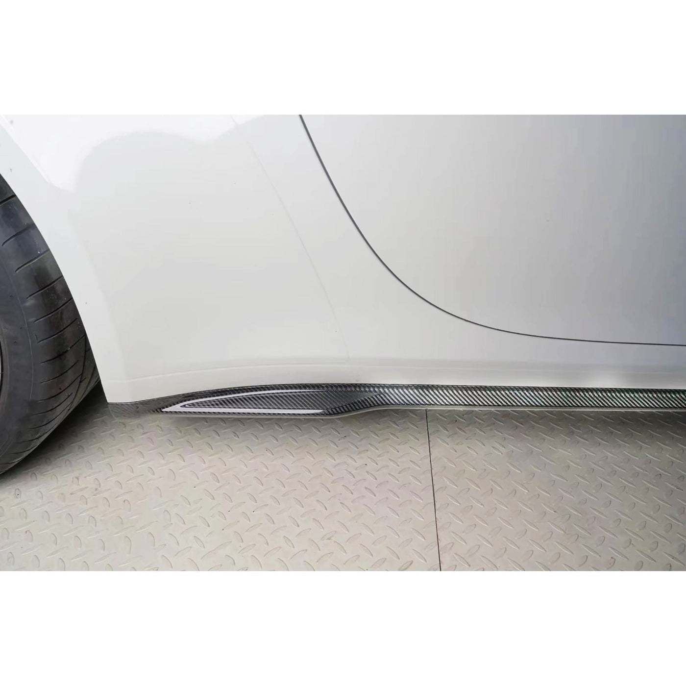 Dry Carbon Fiber 992 Side Skirts V2 - Porsche 992 Carrera S/T/4/4S/Targa