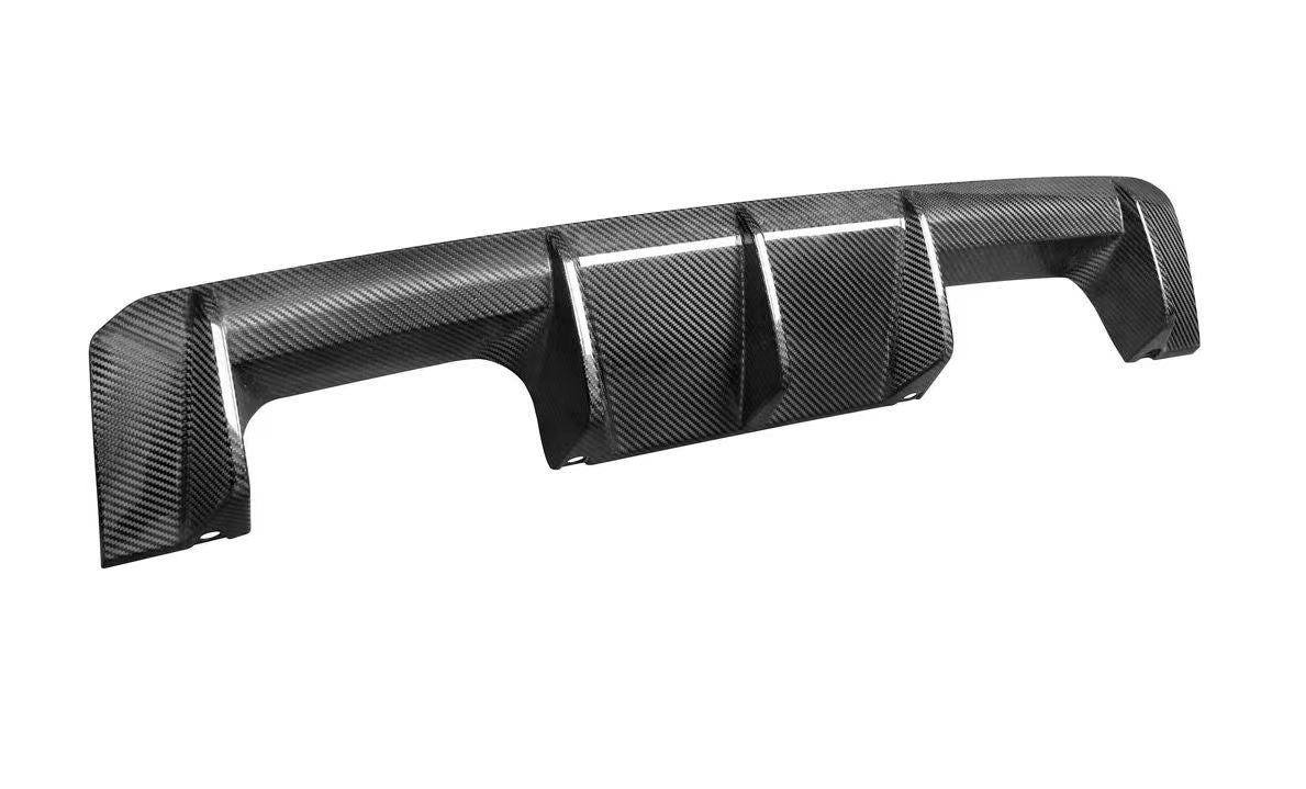 G8X M PERFORMANCE REAR DIFFUSER