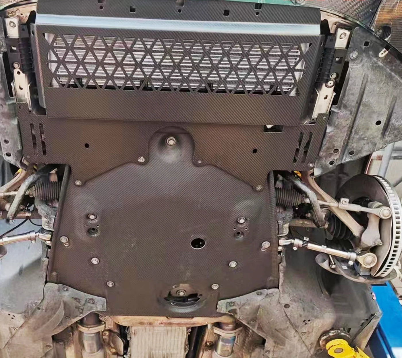 Carbon Fiber Skid Plate - BMW G80 & G81 M3 /G82 & G83 M4 /G87 M2