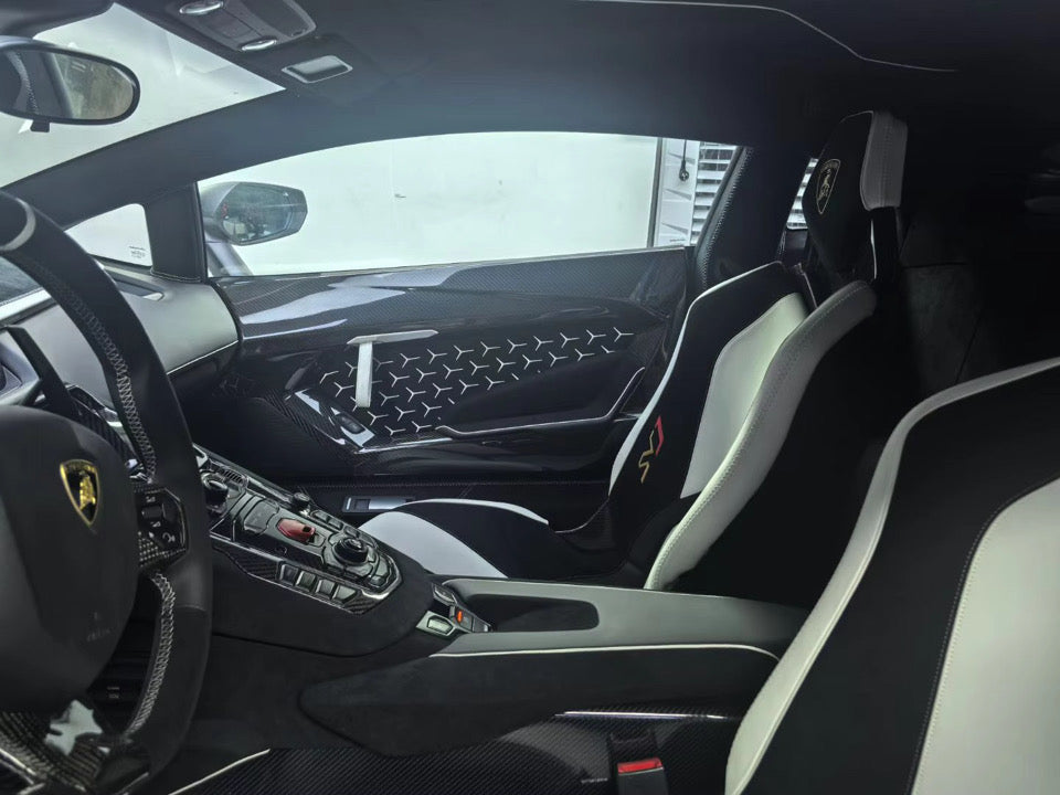 Dry Carbon Fiber Interior Trims Kit - Lamborghini Aventador LP700/LP720/LP750