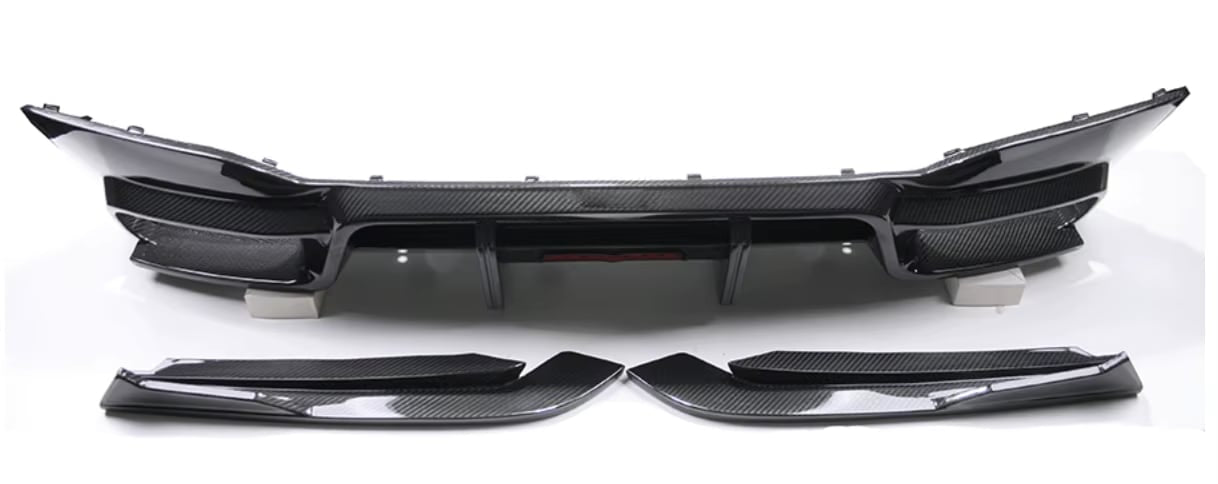 Dry Carbon Fiber Rear Diffuser W/ LED - BMW M5 F90 2018-2019