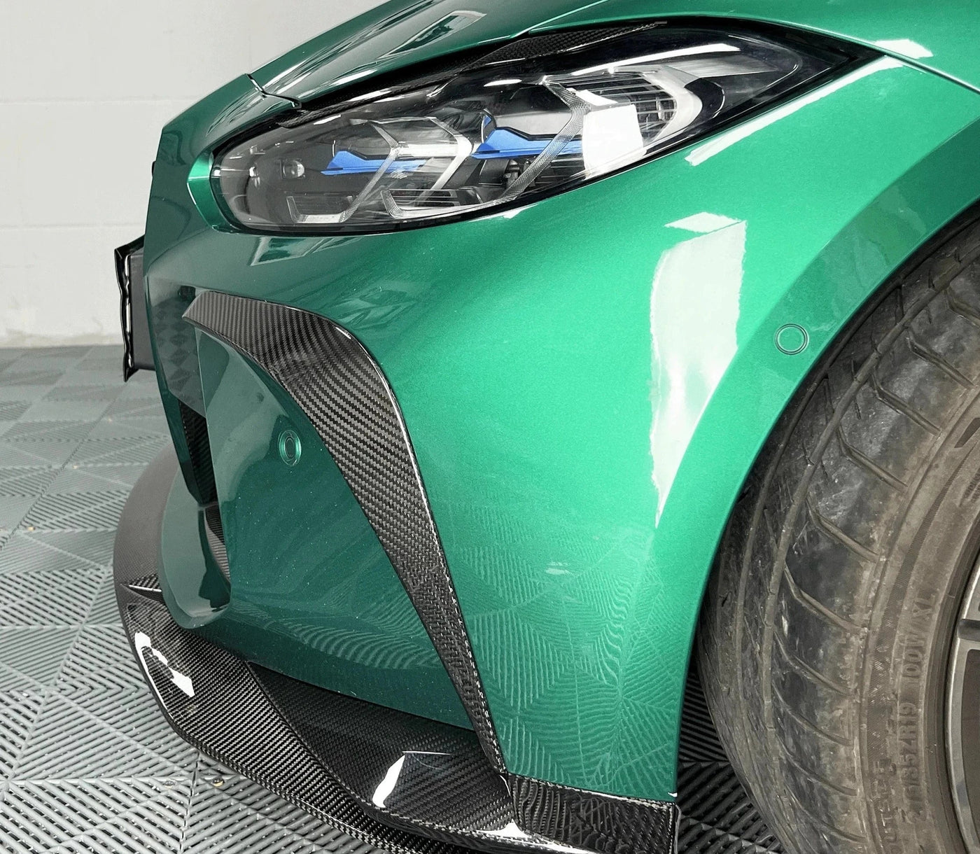 Dry Carbon Fiber Front Bumper Canard Fangs - BMW G80/G81/ & G82