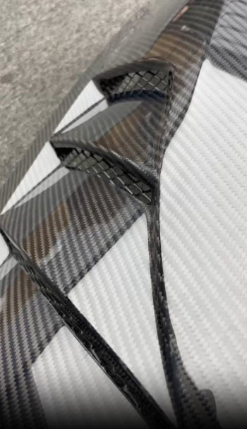 Carbon Fiber Front Vented Fenders V2 - BMW F87 M2