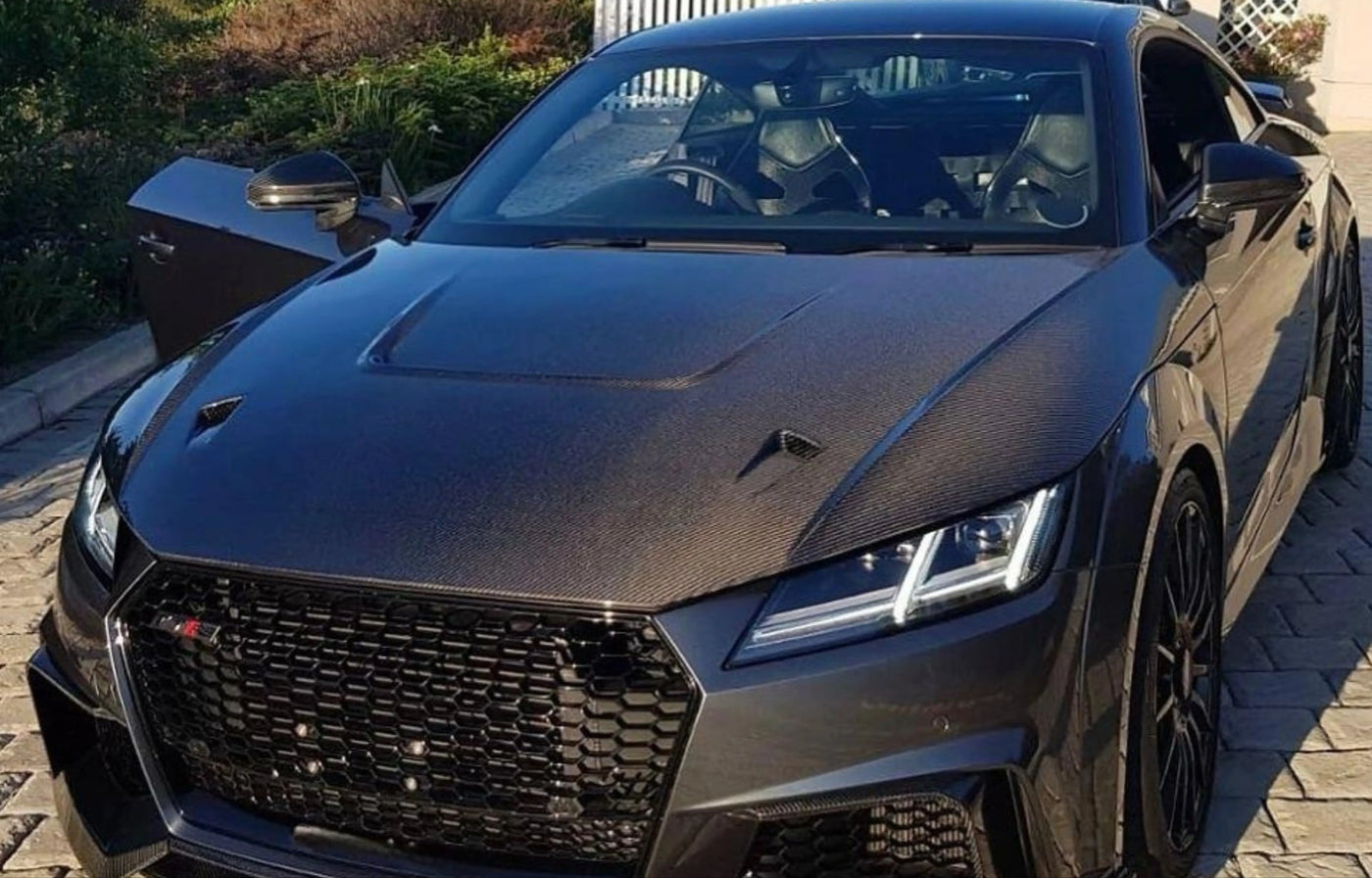 Carbon Fiber Front Engine Hood Bonnet - 15-19 Audi TTRS MK3 8S