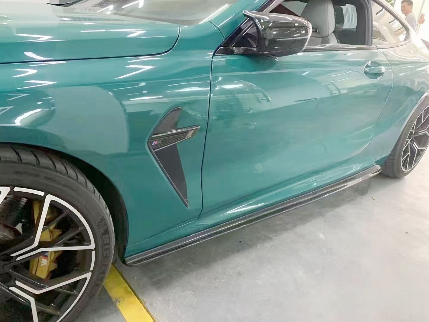 Carbon Fiber V Style Side Skirts - BMW M8 F91 F92 F93