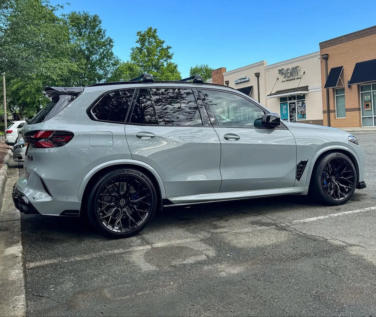 Carbon Fiber LD Style Aerodynamic BodyKit - BMW X5M F95 LCI