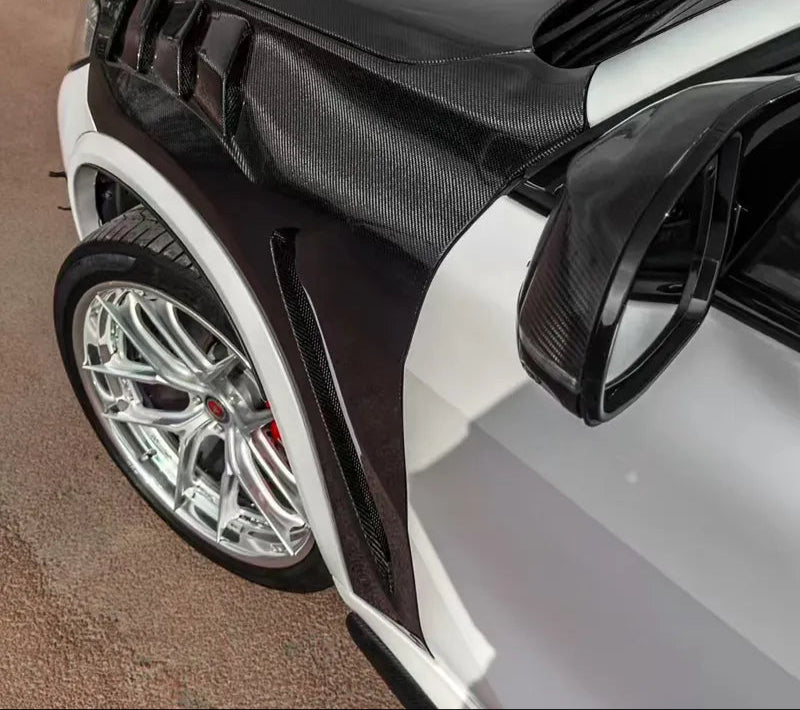 Carbon Fiber Vented Side Fender Set - BMW X5 G05 X5M F95