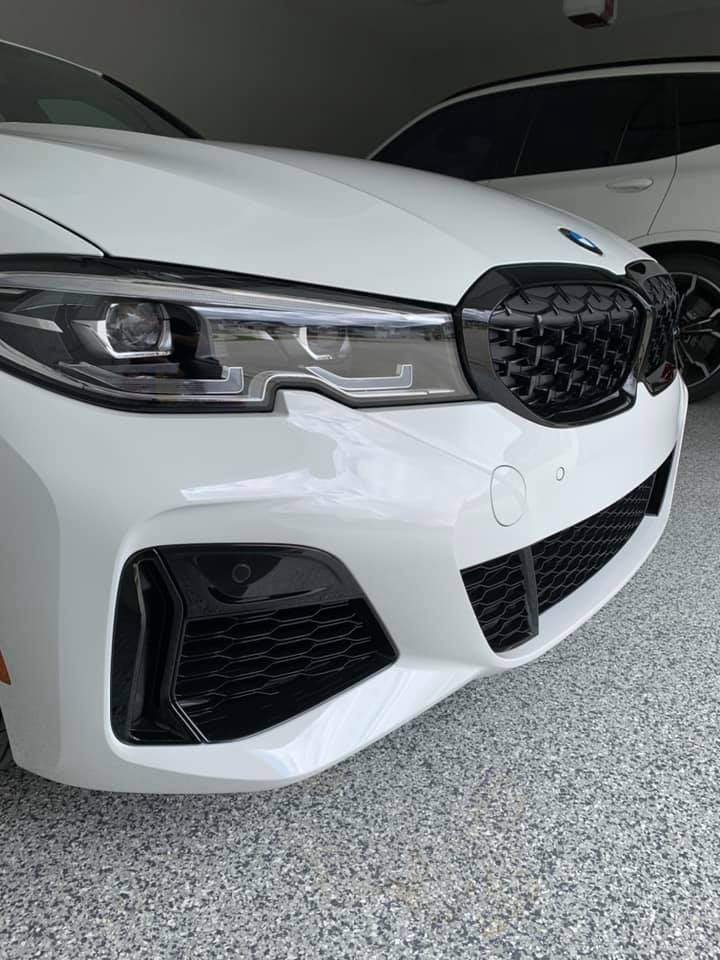 Gloss Black Diamond style Front Grilles - BMW G20 / G28 3 Series