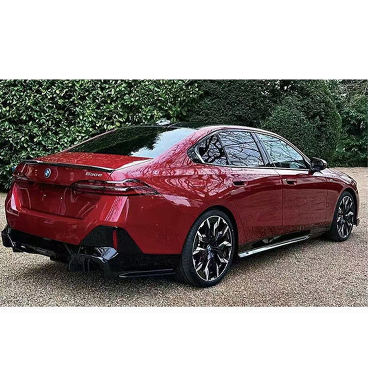 Gloss Black MP Aero Kit - BMW G60 5 Series M Sport