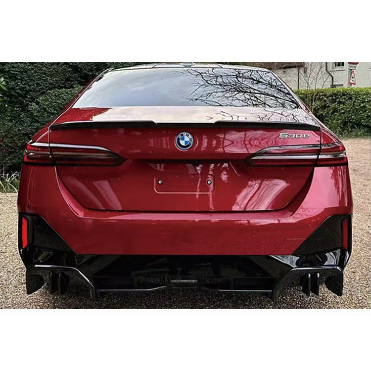 Gloss Black MP Aero Kit - BMW G60 5 Series M Sport