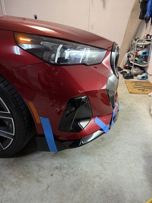 Gloss black MP style Front lip - 2024-2025 BMW G60 530i 540i i5 M Sport