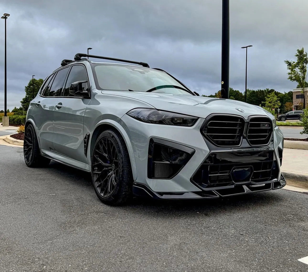 Carbon Fiber LD Style Aerodynamic BodyKit - BMW X5M F95 LCI