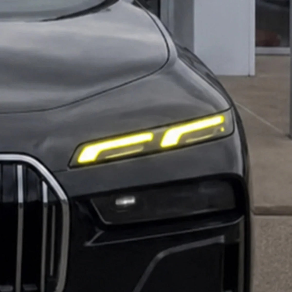 2023+ BMW 7-Series CSL Style Headlight Yellow DRL Module | G70