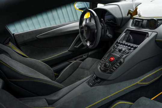 Dry Carbon Fiber Interior Trims Kit - Lamborghini Aventador LP700/LP720/LP750