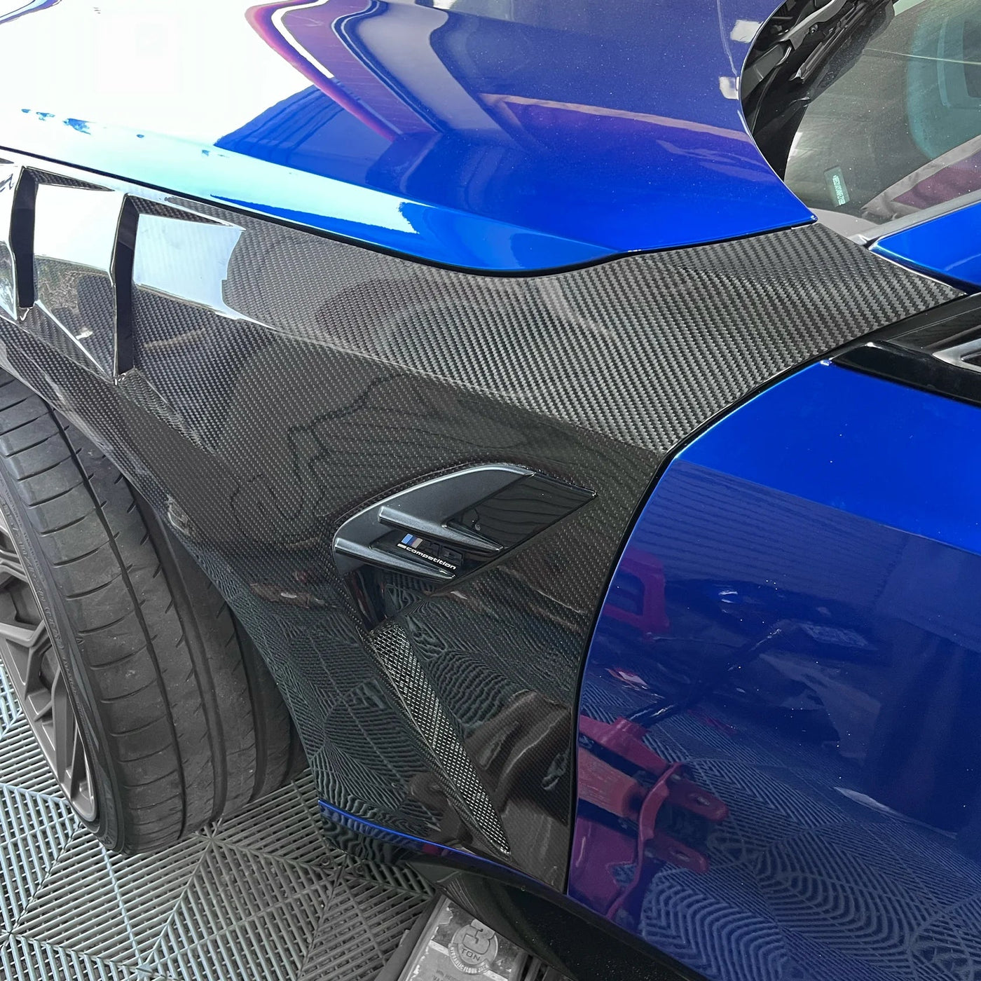 Carbon Fiber Front Vented Fenders - BMW G80 M3 & G82 / G83 M4
