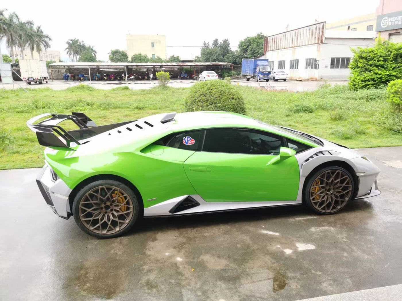 Carbon Fiber STO Full Conversion Kit - Lamborghini Huracan 580 610 EVO STO