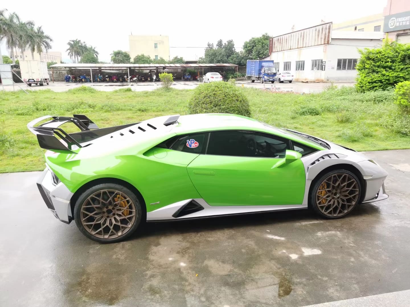 Carbon Fiber STO Full Conversion Kit - Lamborghini Huracan 580 610 EVO STO