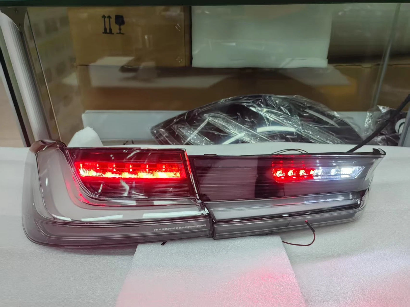 Clear LED Dynamic Taillight Set - 2019-2024 BMW G20 M340i G28 G80 M340