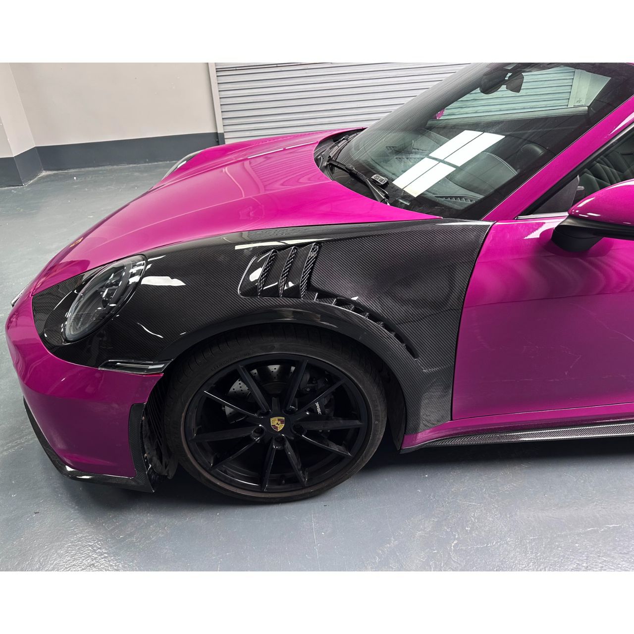 Carbon Fiber GT2Rs Style Fenders - Porsche 992 911 Carrera 2018+